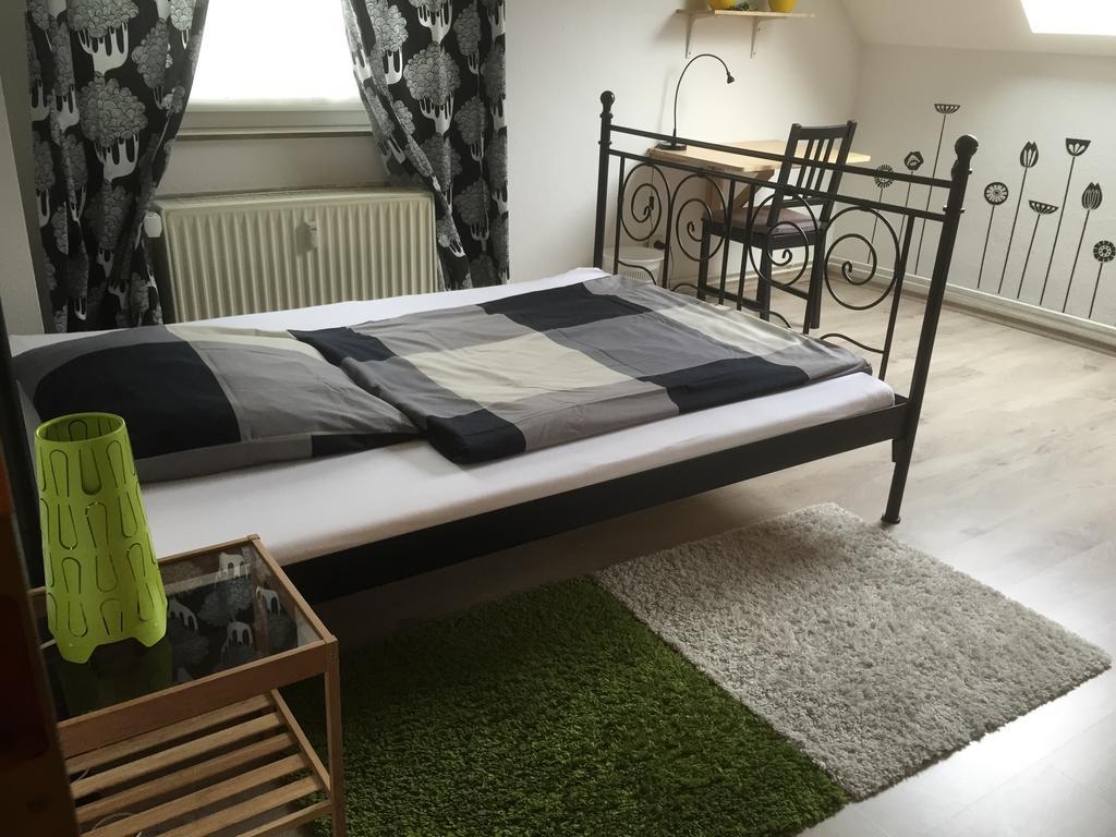 Rael-Boardinghouse Hotell Bielefeld Rum bild