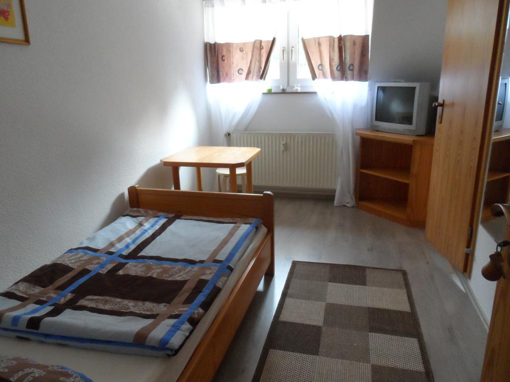 Rael-Boardinghouse Hotell Bielefeld Rum bild